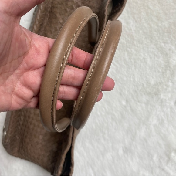 Helen Kaminski Australia Taupe Color 100% Leather Large Tote - Picture 5 of 15